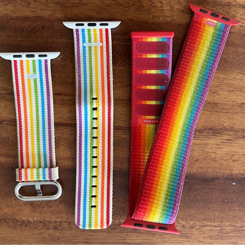 Pride Apple Band bundle